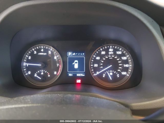 Photo 6 VIN: KM8J3CA21GU044780 - HYUNDAI TUCSON 