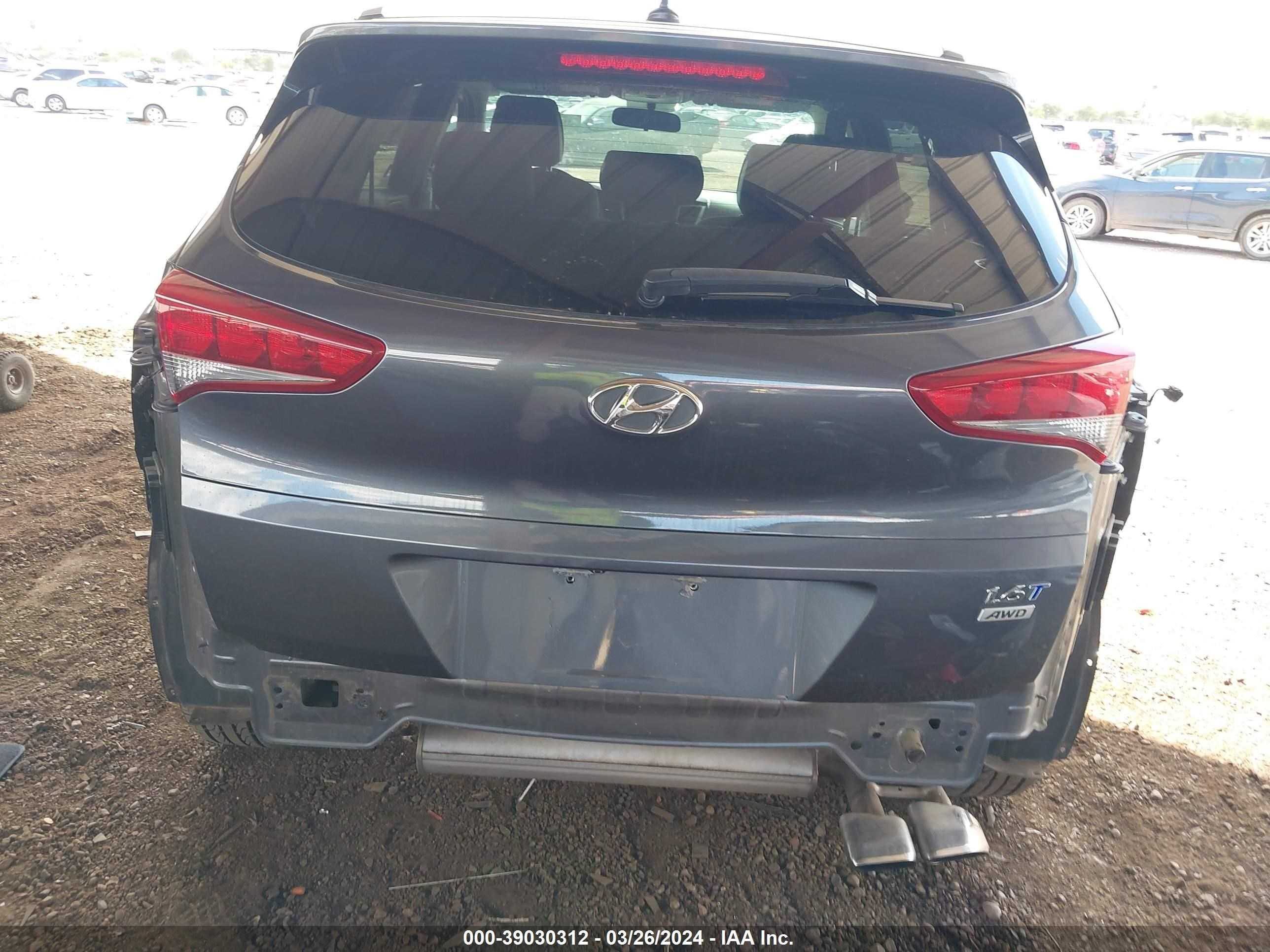 Photo 16 VIN: KM8J3CA21GU157614 - HYUNDAI TUCSON 