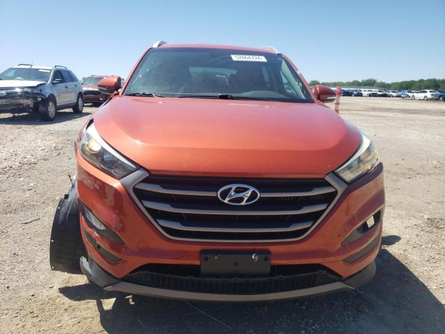 Photo 4 VIN: KM8J3CA21GU230660 - HYUNDAI TUCSON 