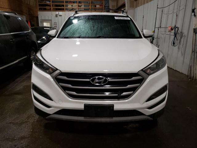 Photo 4 VIN: KM8J3CA21HU282839 - HYUNDAI TUCSON 