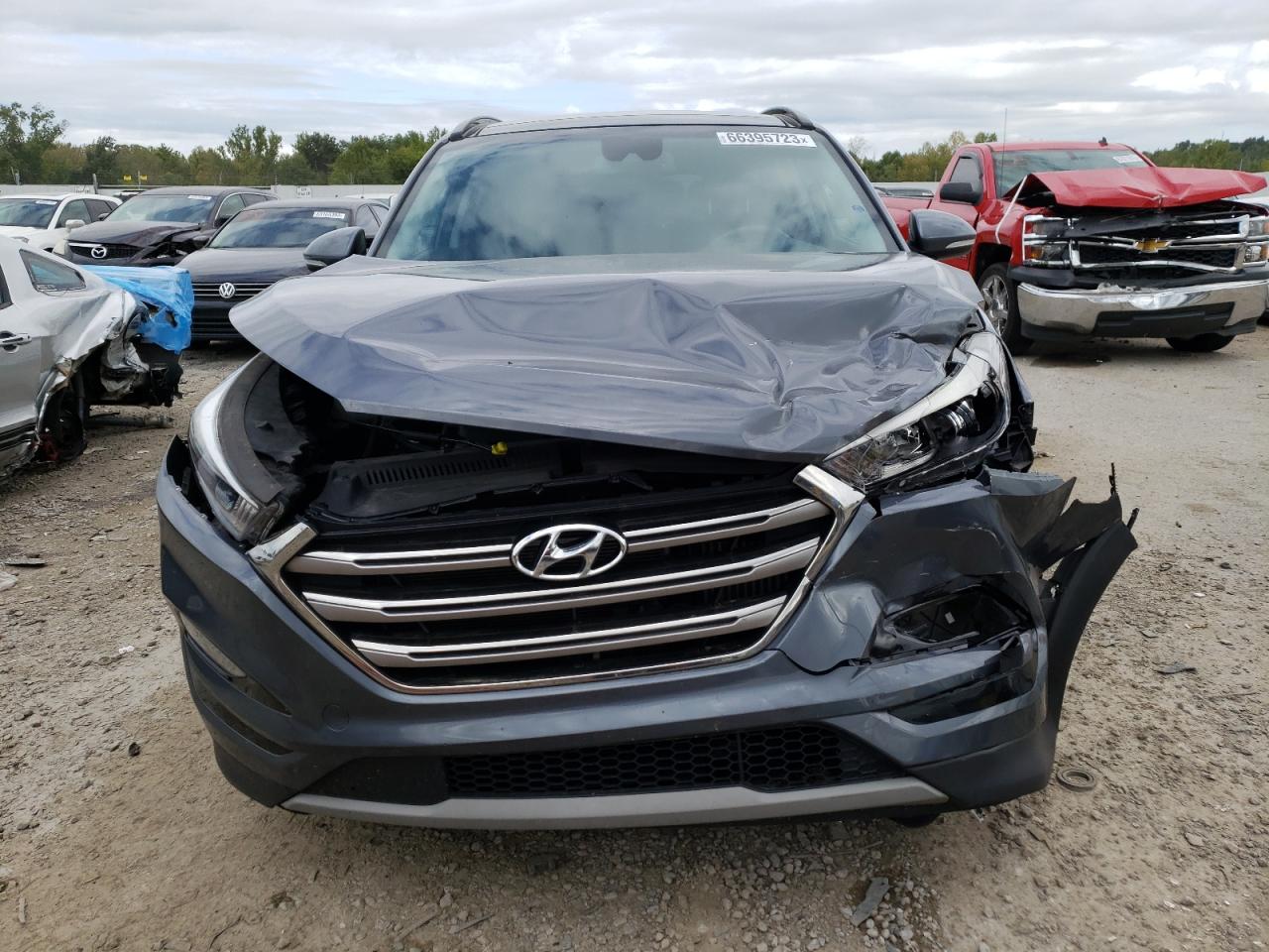 Photo 4 VIN: KM8J3CA21HU284428 - HYUNDAI TUCSON 