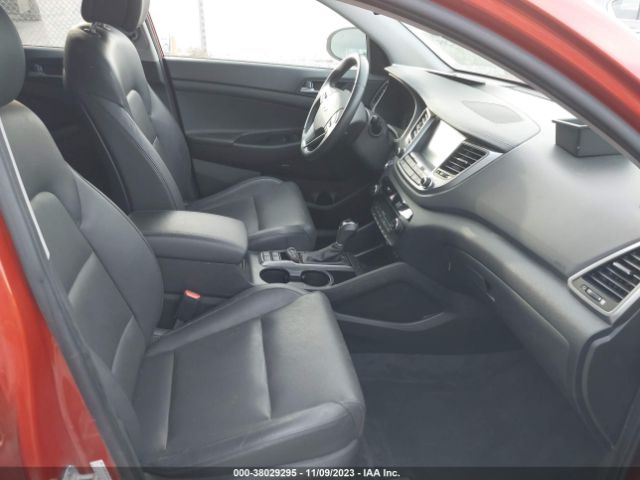 Photo 4 VIN: KM8J3CA21HU308906 - HYUNDAI TUCSON 