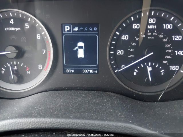 Photo 6 VIN: KM8J3CA21HU308906 - HYUNDAI TUCSON 