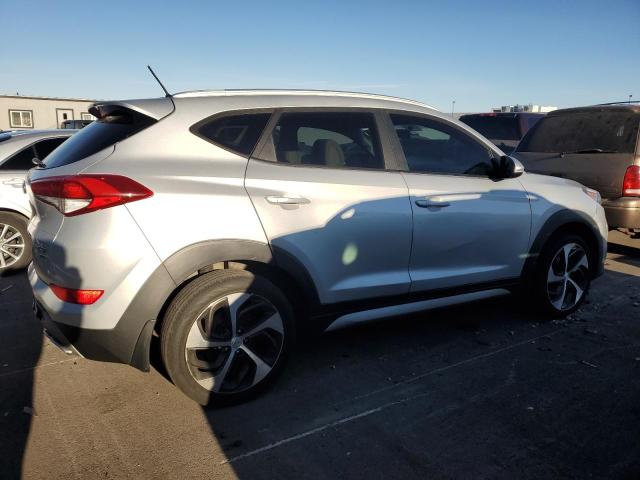 Photo 2 VIN: KM8J3CA21HU336317 - HYUNDAI TUCSON LIM 