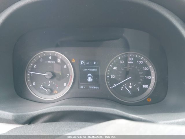 Photo 6 VIN: KM8J3CA21HU343171 - HYUNDAI TUCSON 