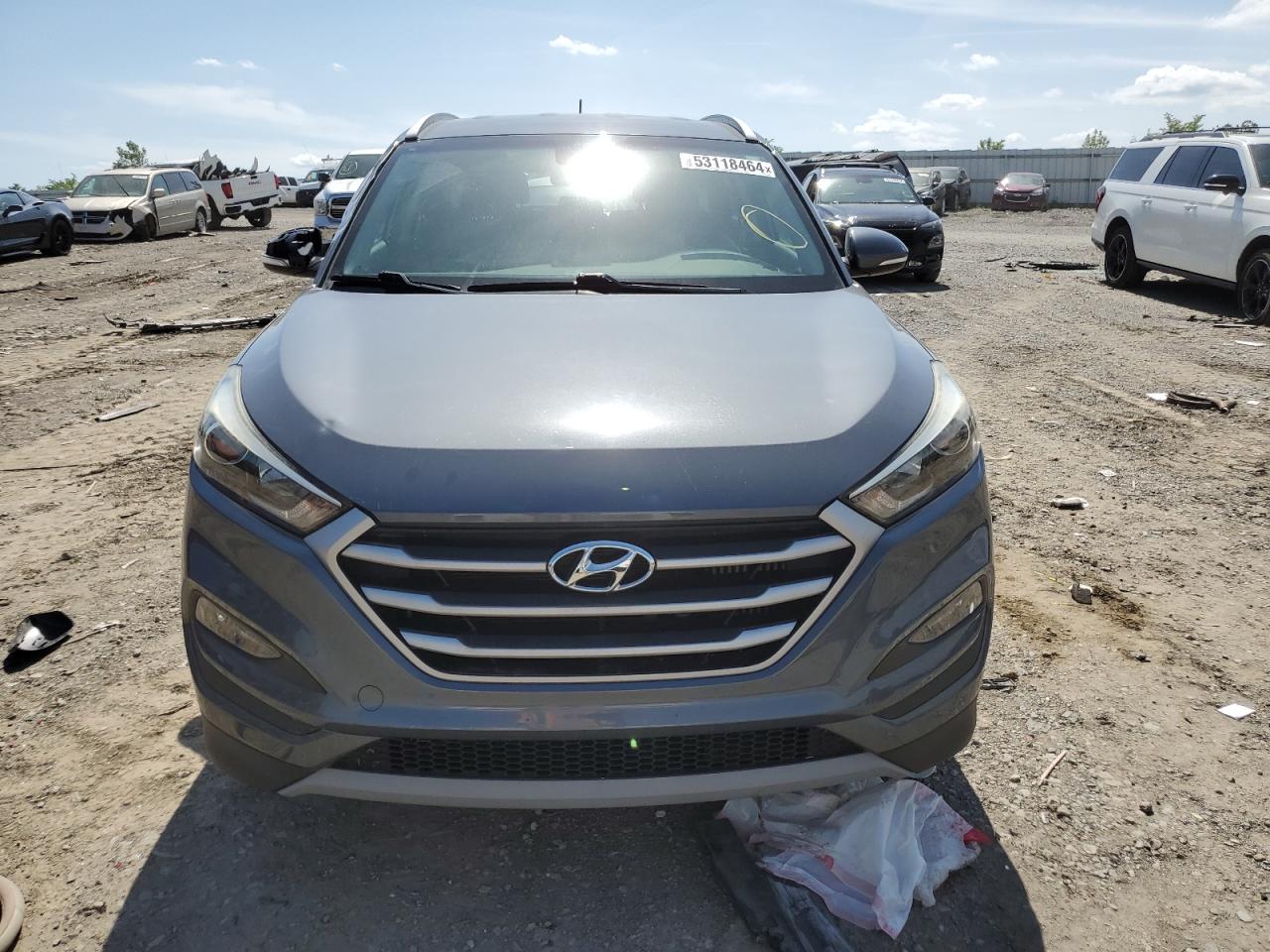 Photo 4 VIN: KM8J3CA21HU462242 - HYUNDAI TUCSON 