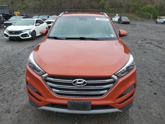 Photo 4 VIN: KM8J3CA21HU463911 - HYUNDAI TUCSON 