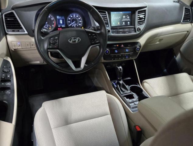 Photo 8 VIN: KM8J3CA21JU617491 - HYUNDAI TUCSON VAL 