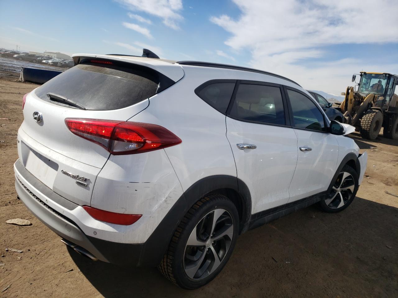 Photo 2 VIN: KM8J3CA21JU667954 - HYUNDAI TUCSON 