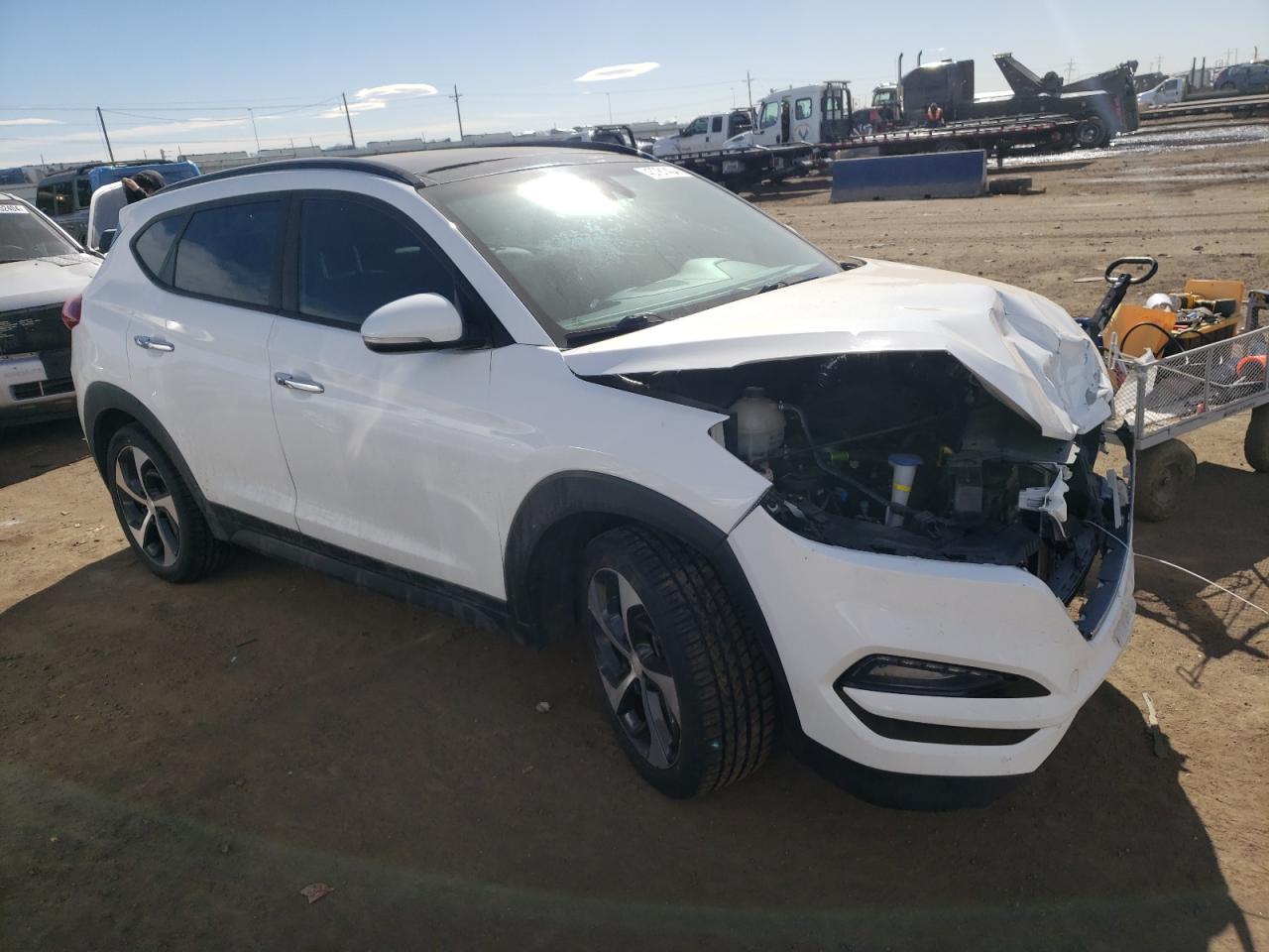 Photo 3 VIN: KM8J3CA21JU667954 - HYUNDAI TUCSON 