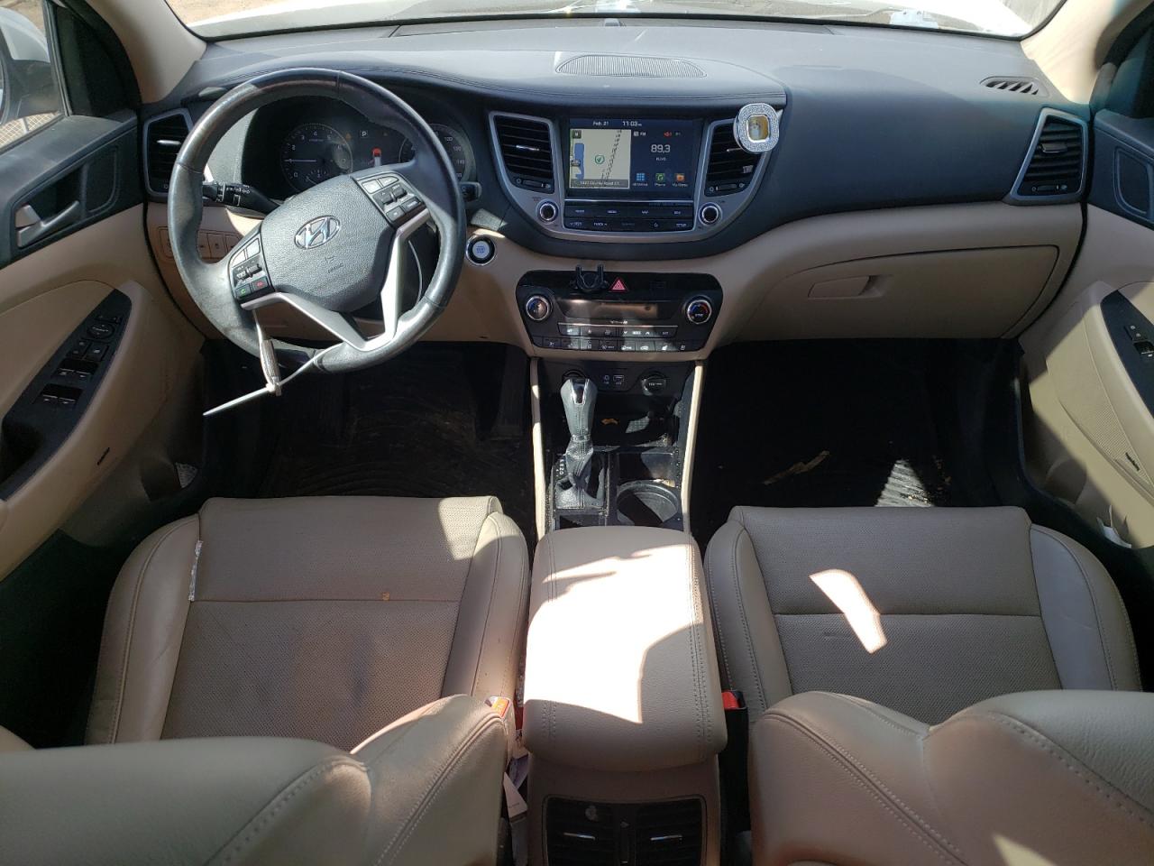 Photo 7 VIN: KM8J3CA21JU667954 - HYUNDAI TUCSON 