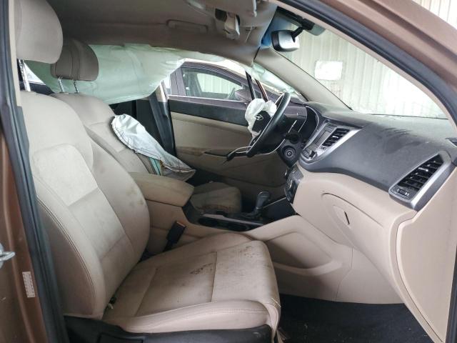 Photo 6 VIN: KM8J3CA22GU052001 - HYUNDAI TUCSON 