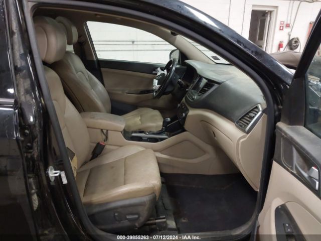 Photo 4 VIN: KM8J3CA22GU226911 - HYUNDAI TUCSON 