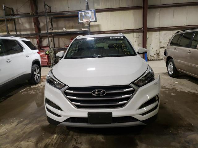 Photo 4 VIN: KM8J3CA22HU269758 - HYUNDAI TUCSON LIM 