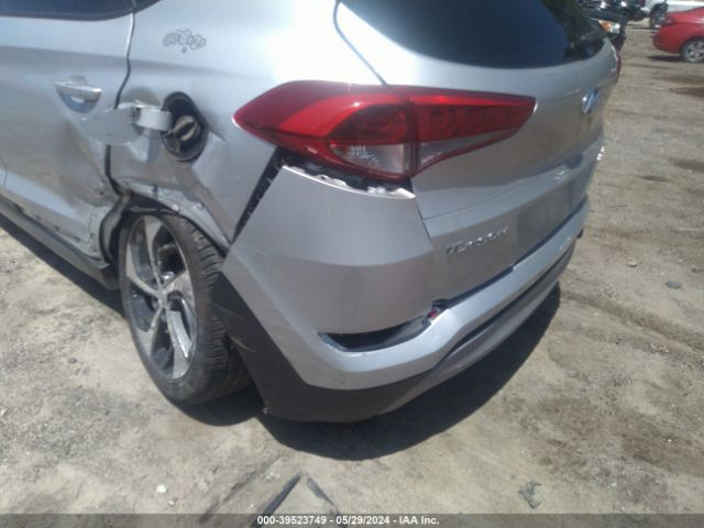 Photo 5 VIN: KM8J3CA22HU348816 - HYUNDAI TUCSON 