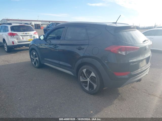 Photo 2 VIN: KM8J3CA22HU437818 - HYUNDAI TUCSON 