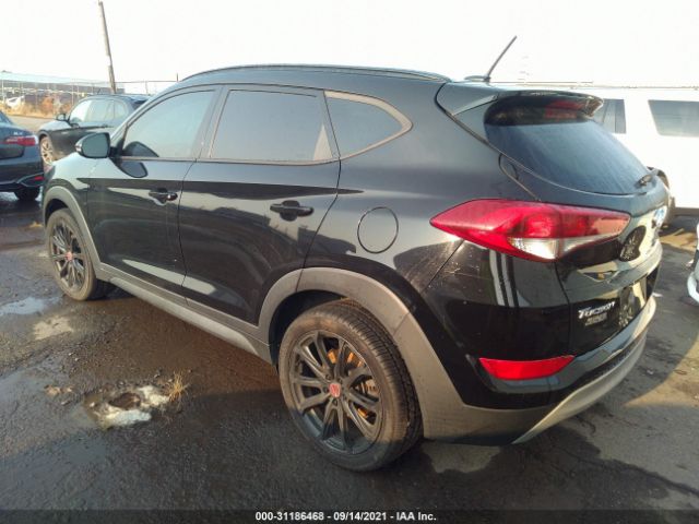 Photo 2 VIN: KM8J3CA22HU440881 - HYUNDAI TUCSON 