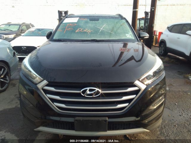 Photo 5 VIN: KM8J3CA22HU440881 - HYUNDAI TUCSON 