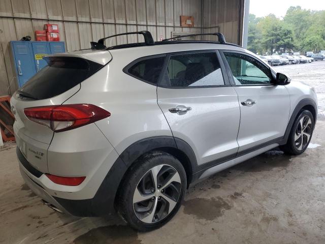 Photo 2 VIN: KM8J3CA22HU494570 - HYUNDAI TUCSON LIM 