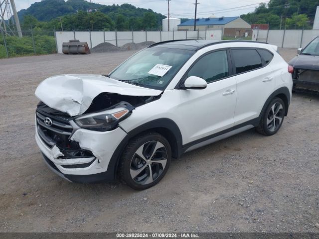 Photo 1 VIN: KM8J3CA22JU731905 - HYUNDAI TUCSON 