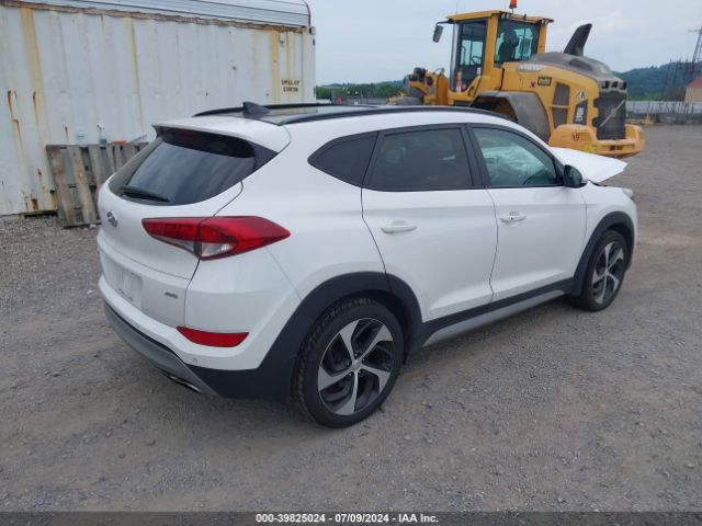 Photo 3 VIN: KM8J3CA22JU731905 - HYUNDAI TUCSON 