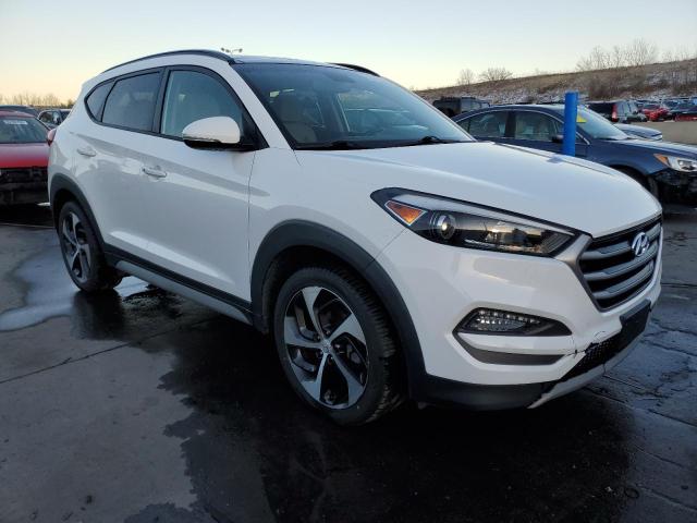 Photo 3 VIN: KM8J3CA22JU796494 - HYUNDAI TUCSON 