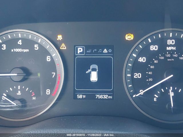 Photo 6 VIN: KM8J3CA23GU032890 - HYUNDAI TUCSON 