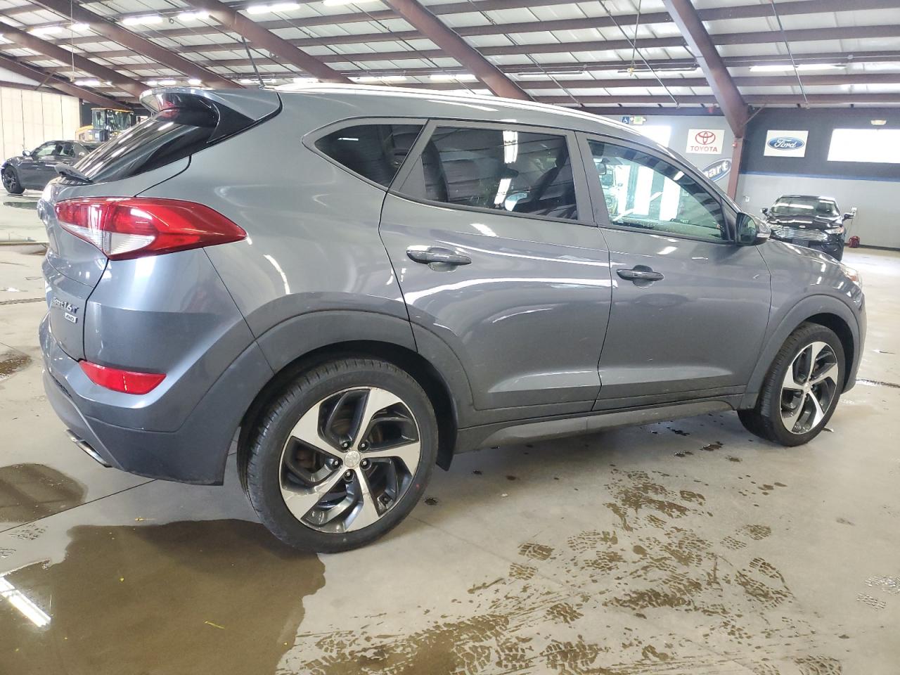 Photo 2 VIN: KM8J3CA23GU046983 - HYUNDAI TUCSON 