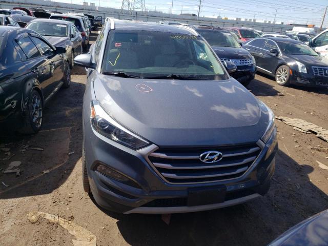 Photo 4 VIN: KM8J3CA23HU338019 - HYUNDAI TUCSON 