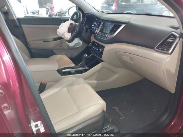 Photo 4 VIN: KM8J3CA23HU368623 - HYUNDAI TUCSON 