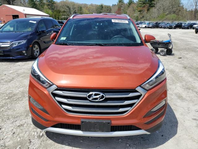 Photo 4 VIN: KM8J3CA23HU417044 - HYUNDAI TUCSON 