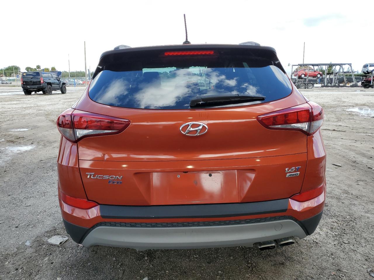 Photo 5 VIN: KM8J3CA23HU576646 - HYUNDAI TUCSON 