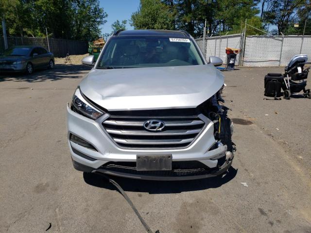 Photo 4 VIN: KM8J3CA23JU740421 - HYUNDAI TUCSON VAL 