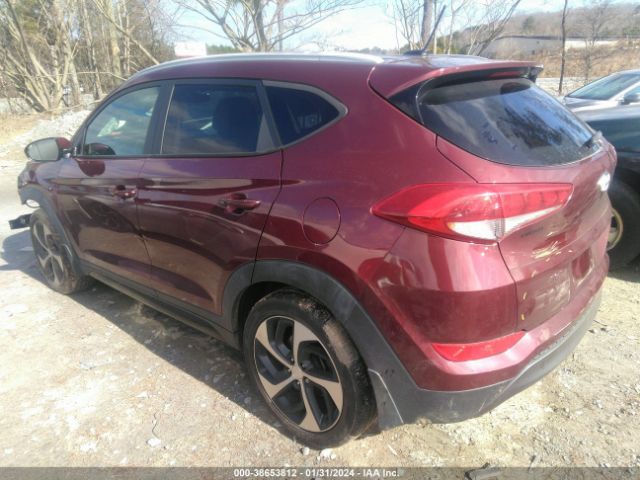 Photo 2 VIN: KM8J3CA24GU048905 - HYUNDAI TUCSON 