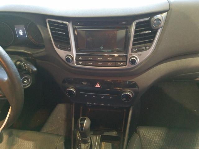 Photo 9 VIN: KM8J3CA24GU050833 - HYUNDAI TUCSON LIM 