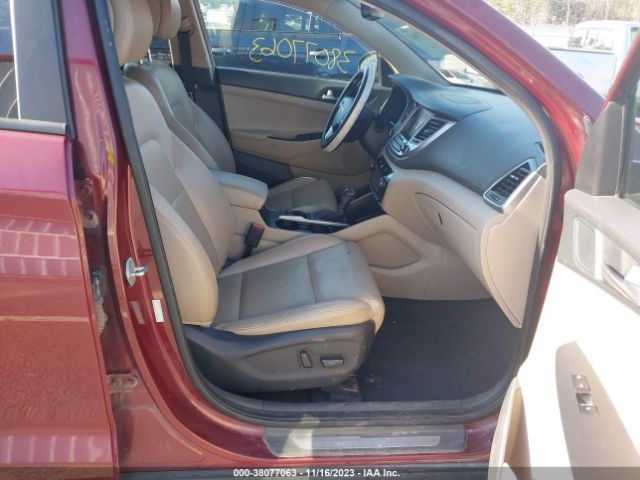 Photo 4 VIN: KM8J3CA24GU063033 - HYUNDAI TUCSON 