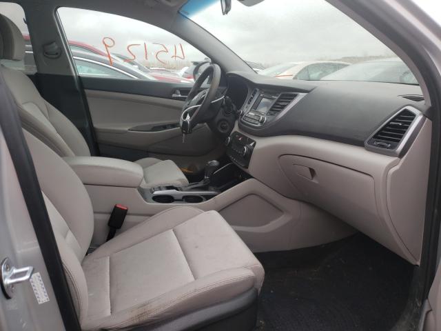 Photo 4 VIN: KM8J3CA24GU116569 - HYUNDAI TUCSON LIM 