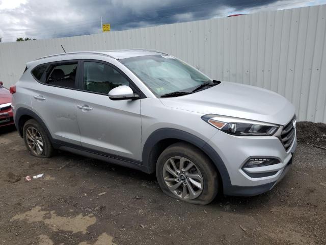 Photo 3 VIN: KM8J3CA24GU183091 - HYUNDAI TUCSON LIM 