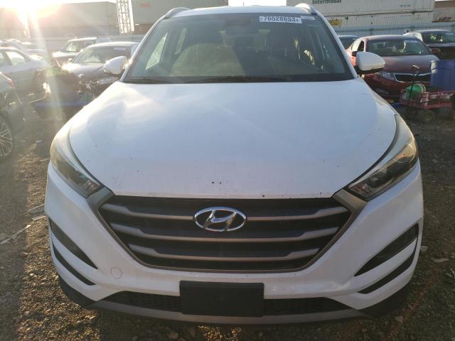 Photo 4 VIN: KM8J3CA24GU224030 - HYUNDAI TUCSON 