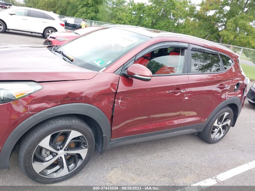 Photo 5 VIN: KM8J3CA24GU246285 - HYUNDAI TUCSON 