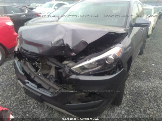 Photo 5 VIN: KM8J3CA24HU404383 - HYUNDAI TUCSON 