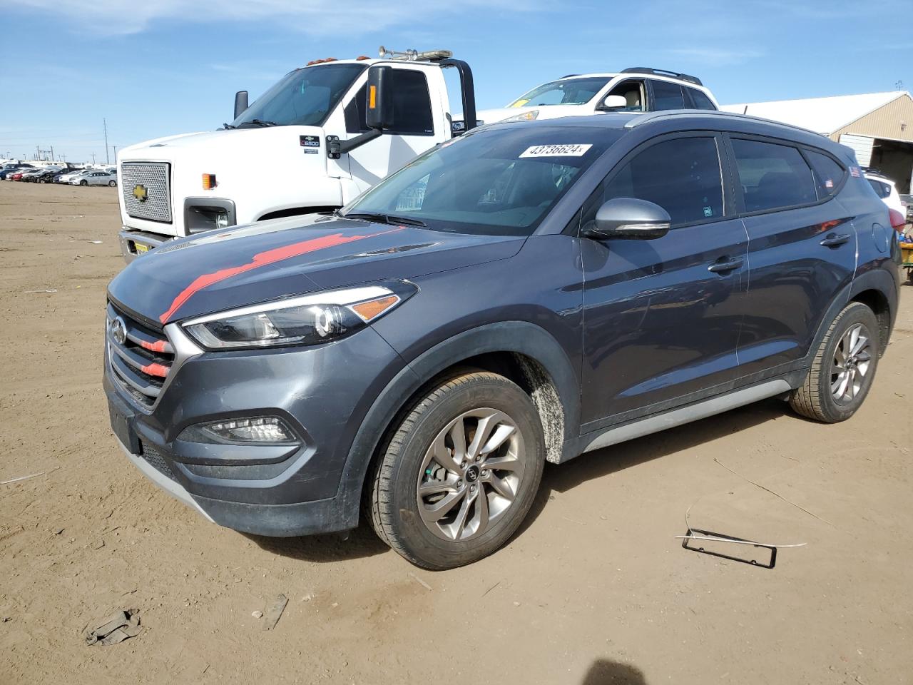 Photo 0 VIN: KM8J3CA24HU421586 - HYUNDAI TUCSON 