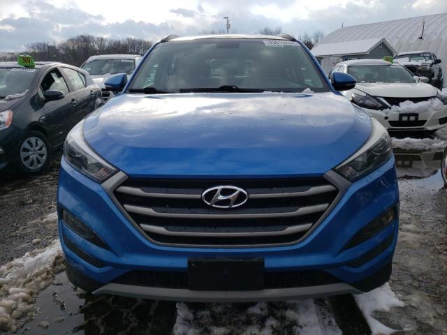 Photo 4 VIN: KM8J3CA24HU555577 - HYUNDAI TUCSON LIM 