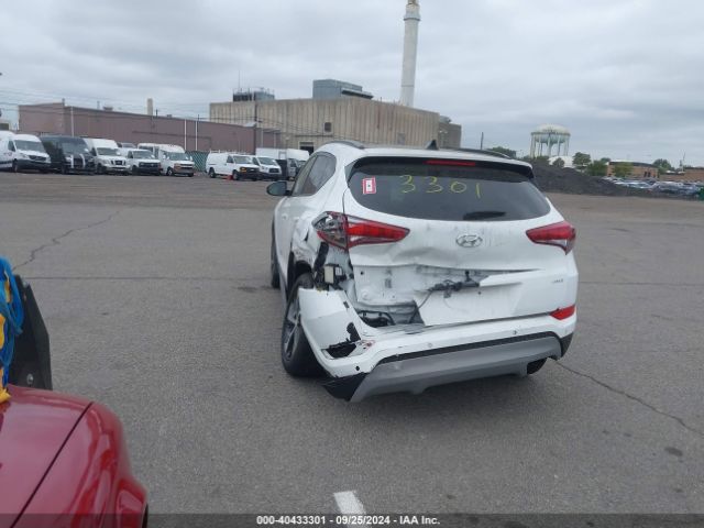 Photo 2 VIN: KM8J3CA24JU643020 - HYUNDAI TUCSON 