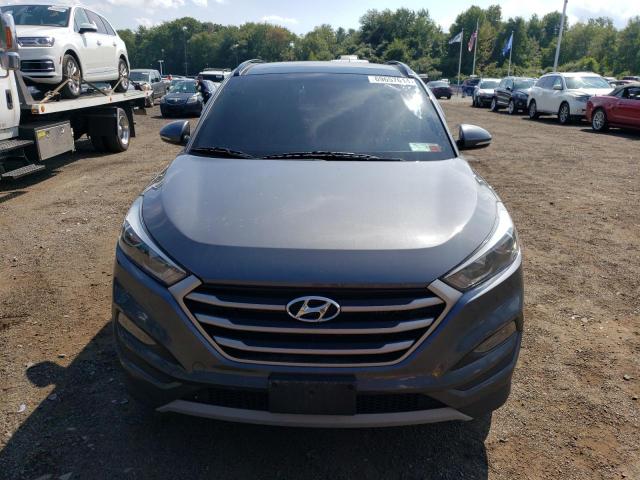 Photo 4 VIN: KM8J3CA24JU673800 - HYUNDAI TUCSON VAL 