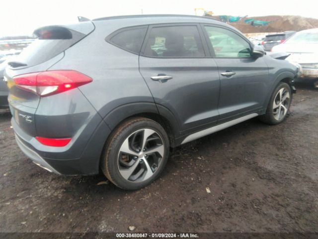 Photo 3 VIN: KM8J3CA24JU824618 - HYUNDAI TUCSON 