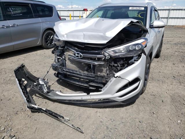 Photo 9 VIN: KM8J3CA25GU037329 - HYUNDAI TUCSON LIM 