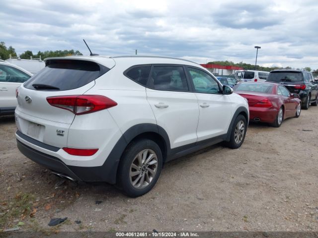 Photo 3 VIN: KM8J3CA25GU061372 - HYUNDAI TUCSON 