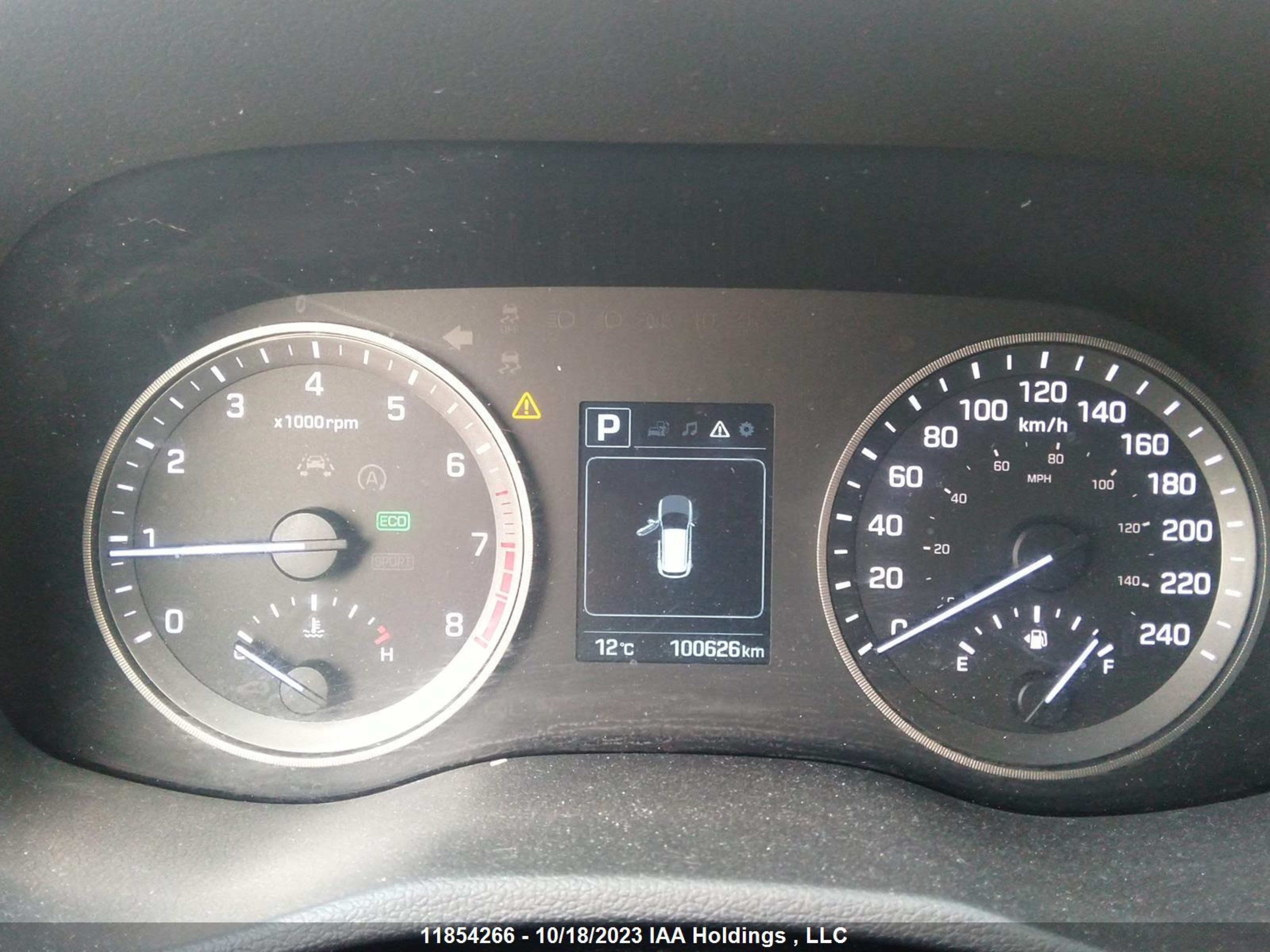 Photo 6 VIN: KM8J3CA25GU233383 - HYUNDAI TUCSON 