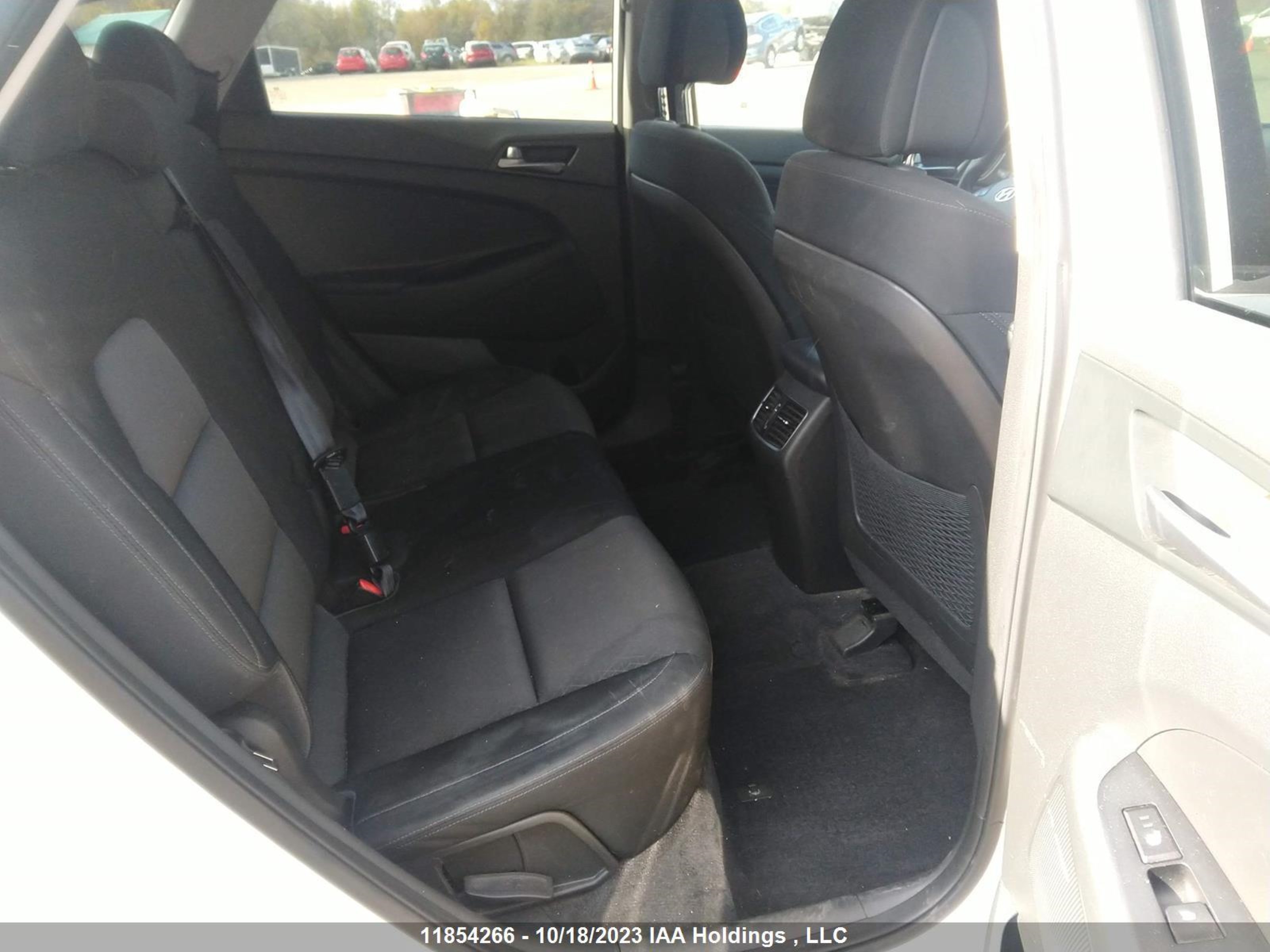 Photo 7 VIN: KM8J3CA25GU233383 - HYUNDAI TUCSON 